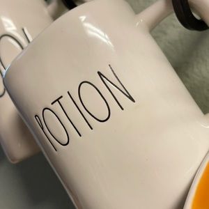 Rae Dunn older potion mug with green inside